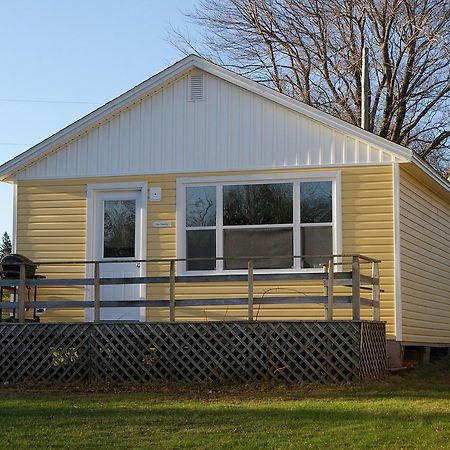 Wingspread Cottages Stanley Bridge Экстерьер фото