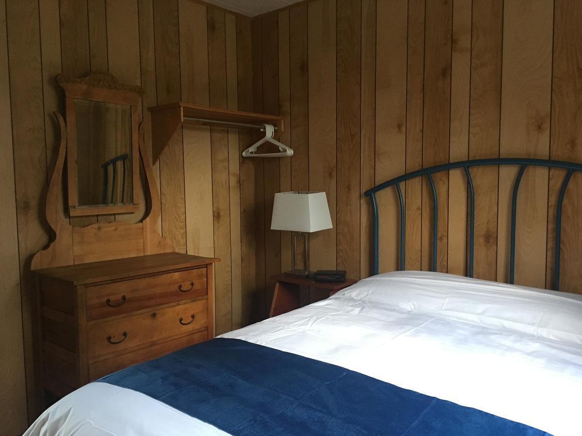 Wingspread Cottages Stanley Bridge Экстерьер фото