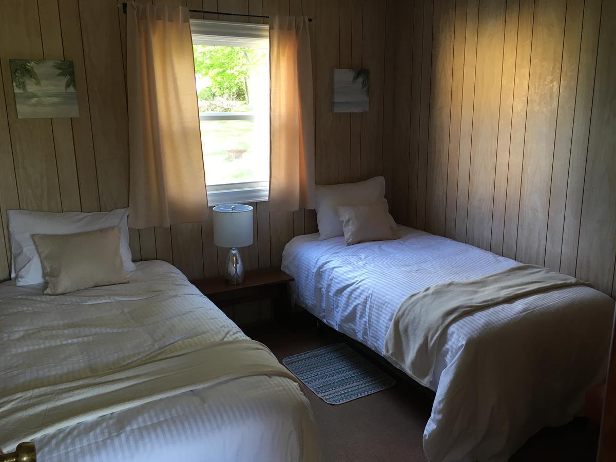 Wingspread Cottages Stanley Bridge Экстерьер фото